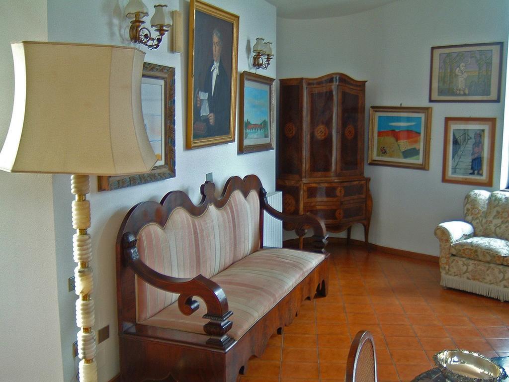 B&B Villa Napoli Battipaglia Exterior foto